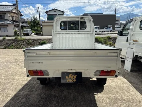 Mitsubishi Minicab Truck