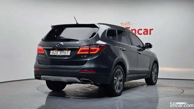 Hyundai Grand Santa Fe (Maxcruz)