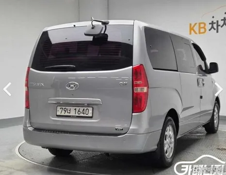 Hyundai Grand Starex