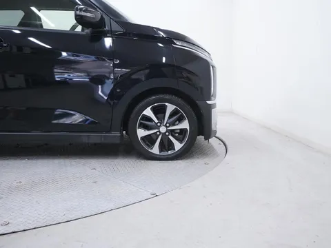 Mitsubishi eK X