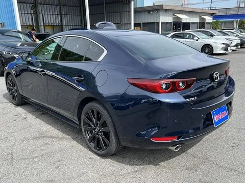 Mazda MAZDA3 Sedan