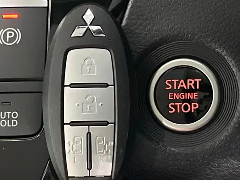 Mitsubishi Delica Mini