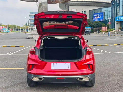 Geely Emgrand GS