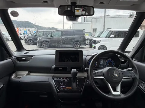 Mitsubishi Delica Mini