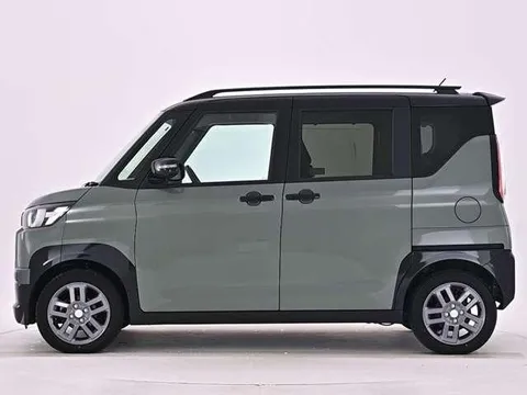 Mitsubishi Delica Mini
