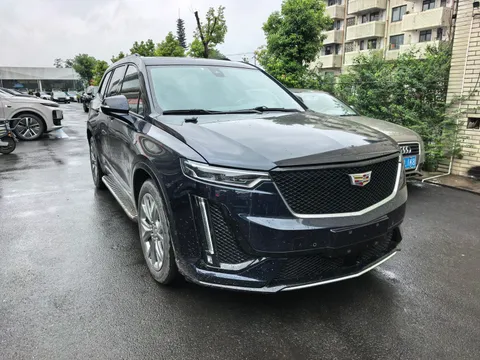 Cadillac XT6
