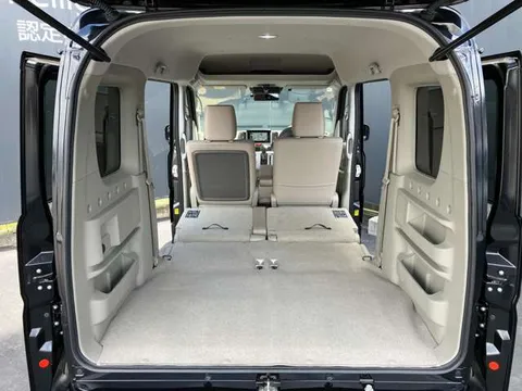 Nissan Clipper Rio