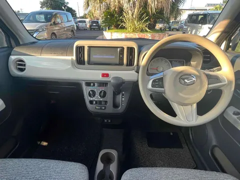 Daihatsu Mira Tocot