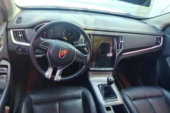 Roewe RX5