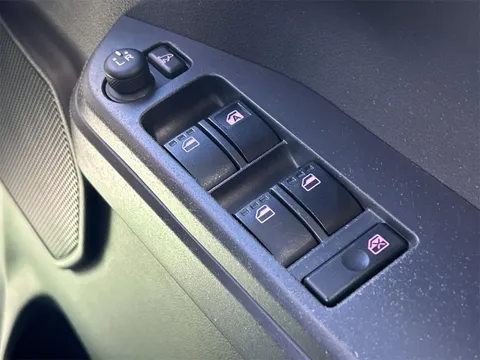 Toyota Pixis Mega
