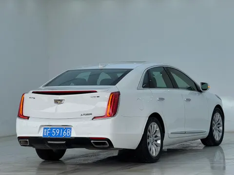 Cadillac XTS