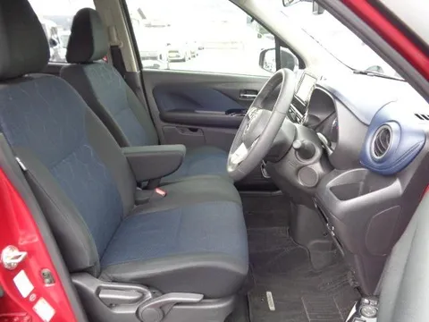 Mitsubishi eK X