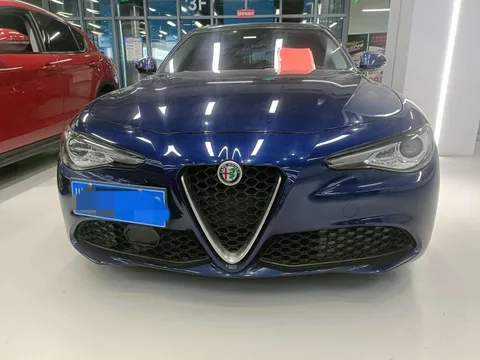 Alfa Romeo Giulia