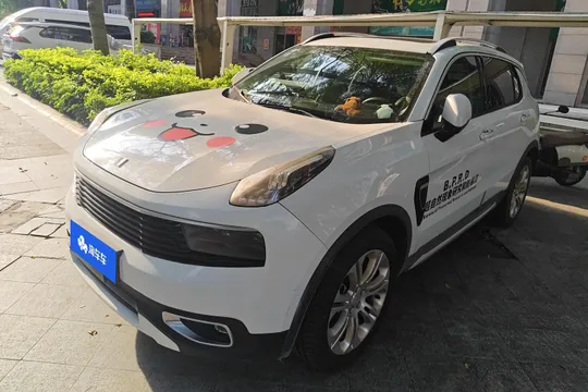 Lynk & Co 01