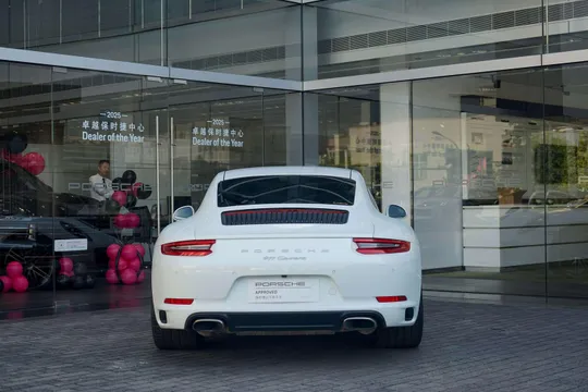 Porsche 911