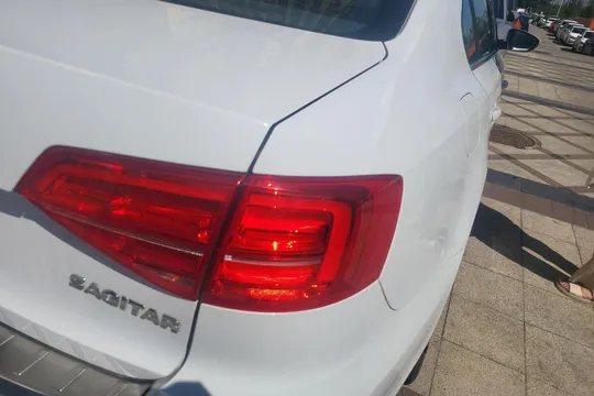 Volkswagen Sagitar
