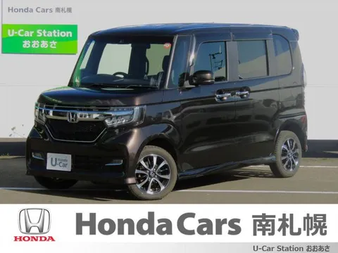 Honda N-BOX Custom