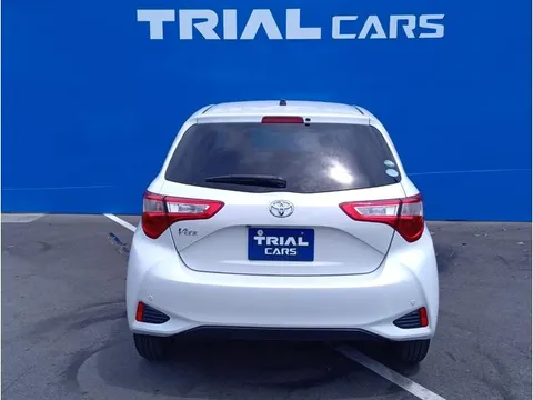 Toyota Yaris (Vitz)