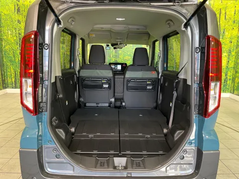 Suzuki Spacia Gear