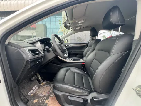 Geely Emgrand GL