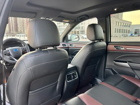 Gac GS8
