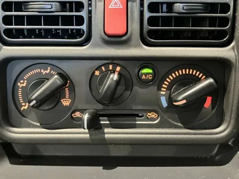 Nissan Clipper Truck