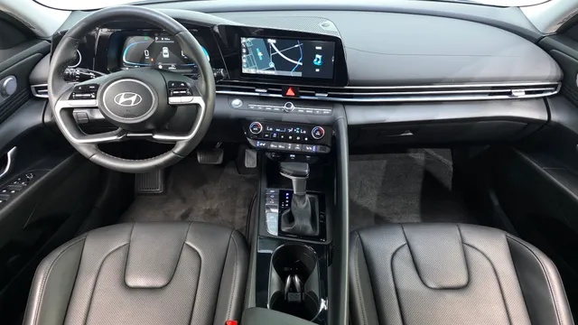 Hyundai Elantra (Avante)
