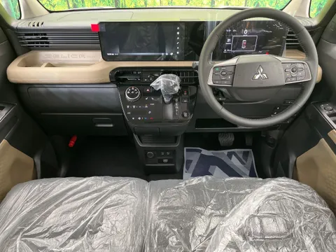 Mitsubishi Delica Mini