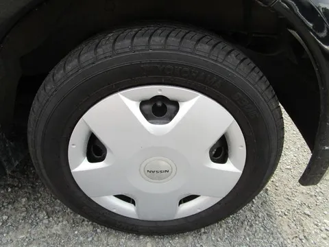 Nissan Otti