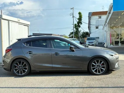 Mazda Axela Sport