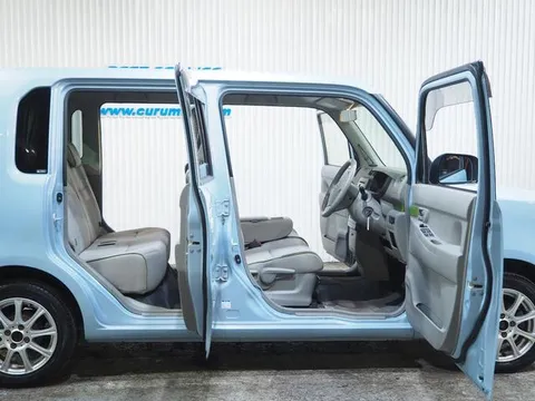 Toyota Pixis Space