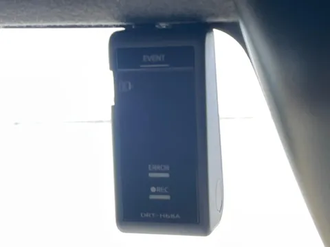 Toyota Pixis Mega