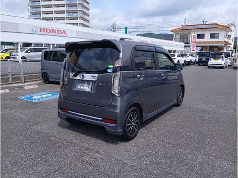 Honda N-WGN Custom