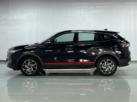 Dongfeng AX7