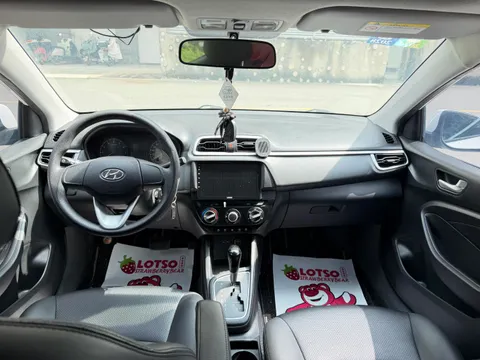 Hyundai Reina
