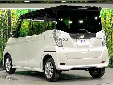 Mitsubishi eK Space Custom