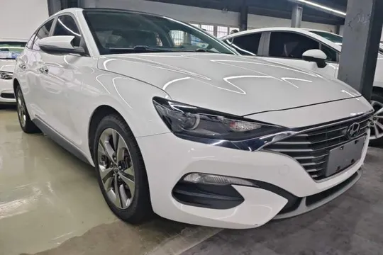 Hyundai Lafesta