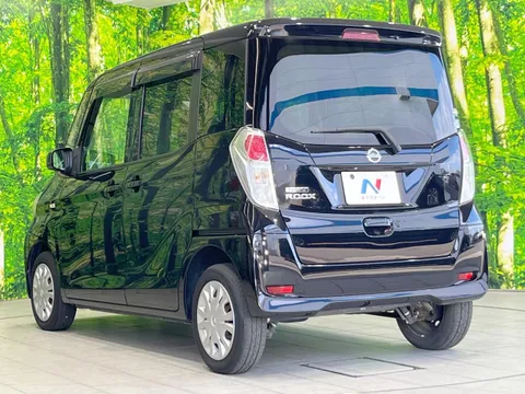 Nissan Dayz Roox