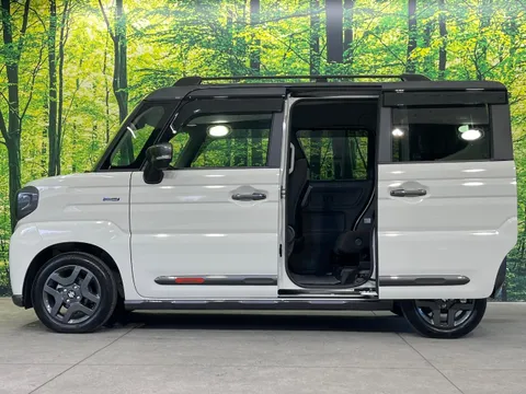 Suzuki Spacia Gear