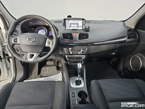 Renault SM3
