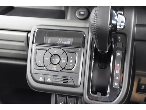 Suzuki Spacia Gear