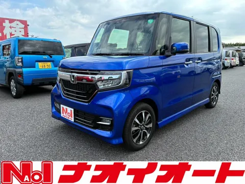 Honda N-BOX Custom