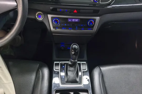 Hyundai Mistra