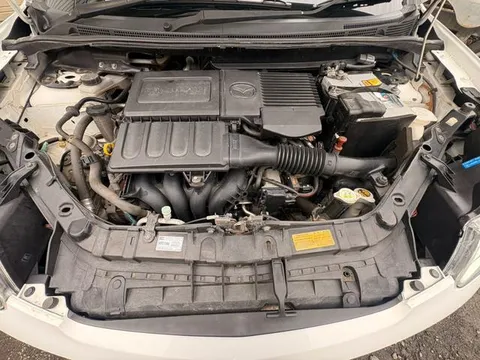 Mazda Verisa