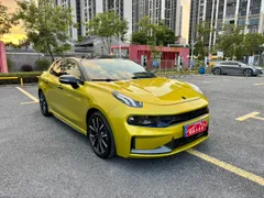 Lynk & Co 03