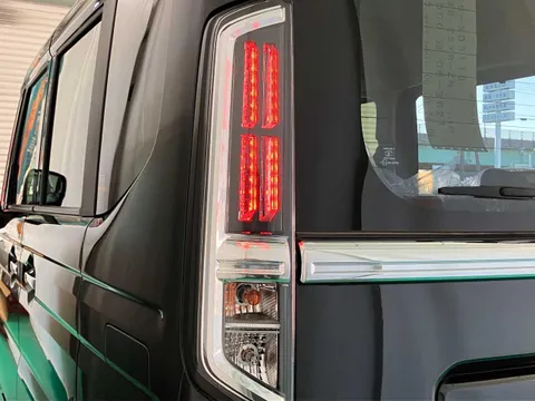 Suzuki Spacia Custom