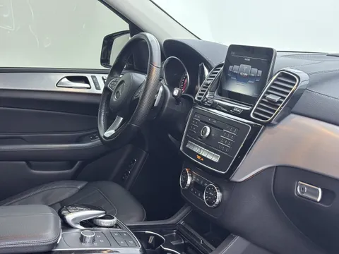 Mercedes-Benz Mercedes-Benz GLS