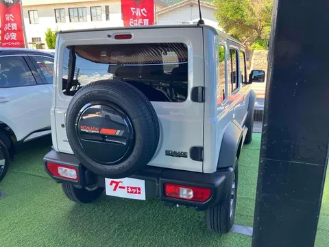 Suzuki Jimny Nomade