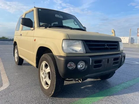 Mitsubishi Pajero Mini