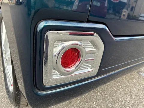 Toyota Pixis Mega